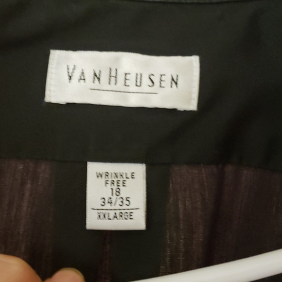 Men's Black Button Down Long Sleeve Shirt - Picture 5 of 7